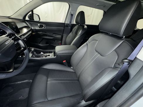 New 2026 Kia Sorento X-Line EX image 13