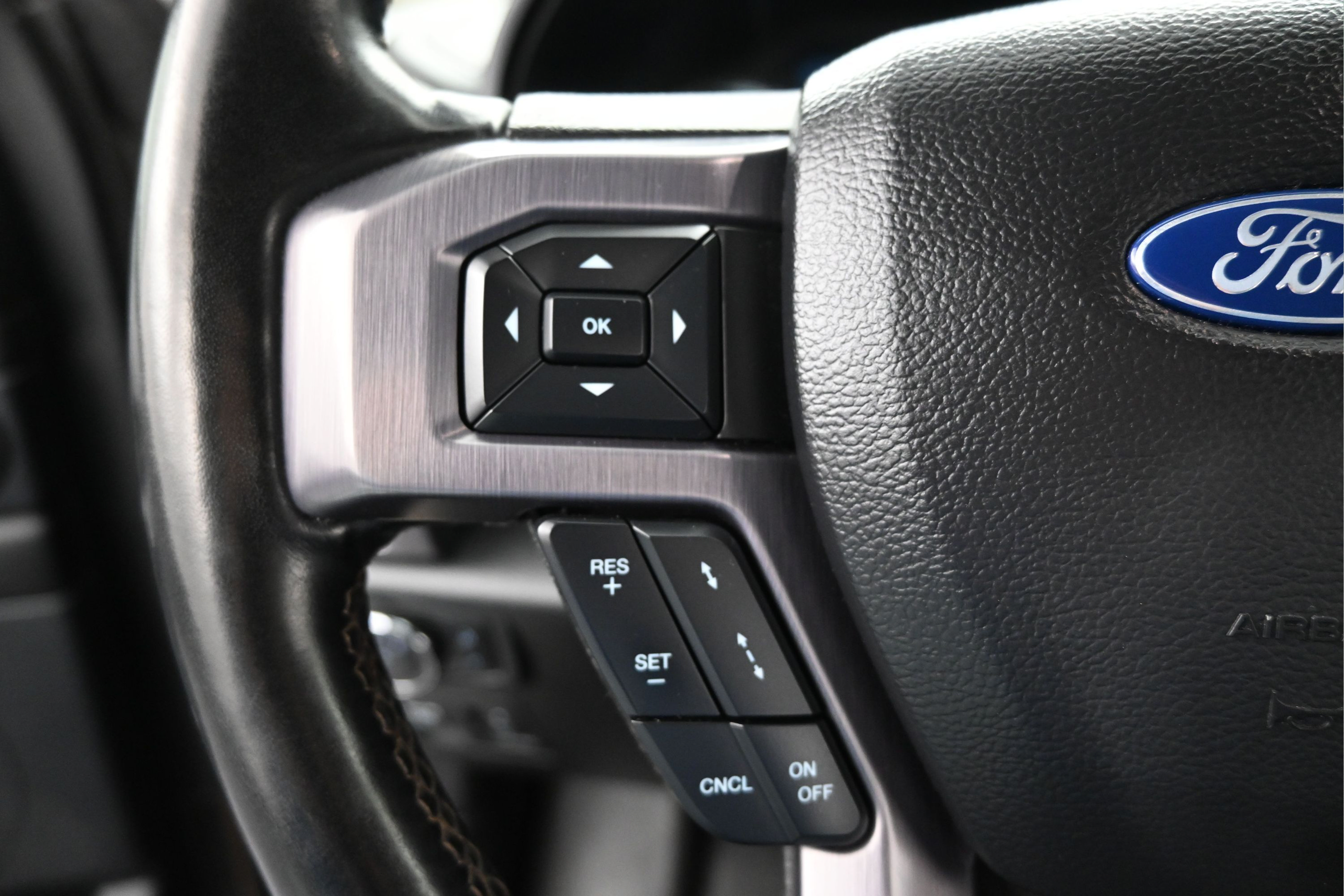 Used 2019 Ford Expedition Platinum RWD image 14