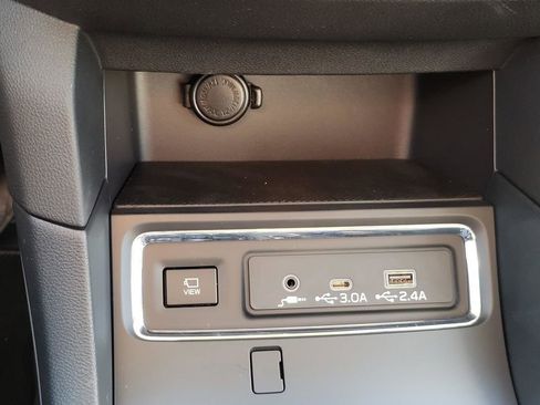 New 2026 Subaru Ascent Limited Bronze image 12