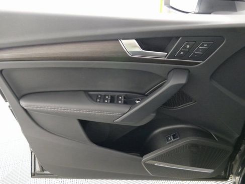 Used 2025 Audi Q5 2.0T Premium Plus w/ Premium Plus Package image 10