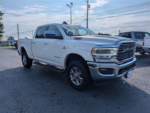 Used 2022 RAM 2500 Laramie AWD/4WD image 9