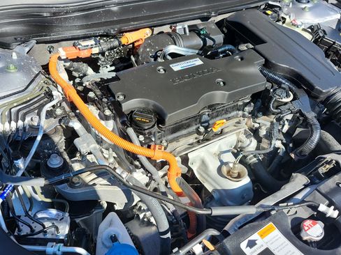 Used 2020 Honda Accord EX image 25