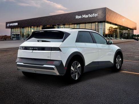 New 2025 Hyundai Ioniq 5 SEL image 7