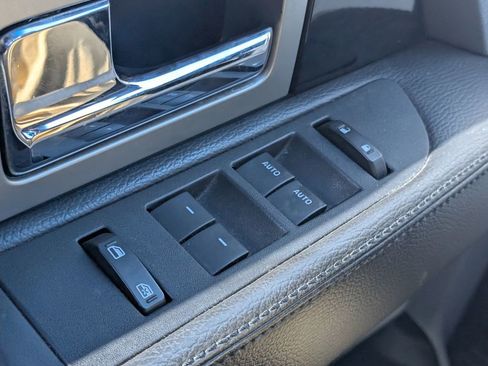 Used 2012 Ford F150 Platinum image 10