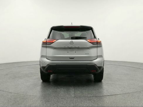 Used 2025 Nissan Rogue SV AWD/4WD image 7
