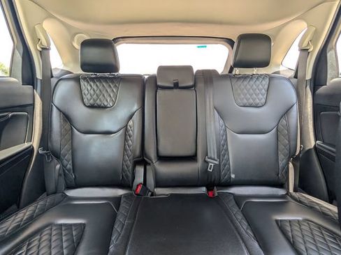 Used 2024 Ford Edge Titanium AWD/4WD image 28
