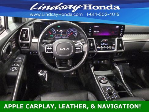 Used 2022 Kia Sorento S image 12
