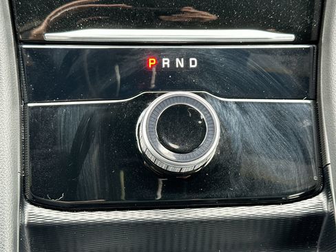 Used 2025 Jeep Grand Cherokee Limited RWD image 20