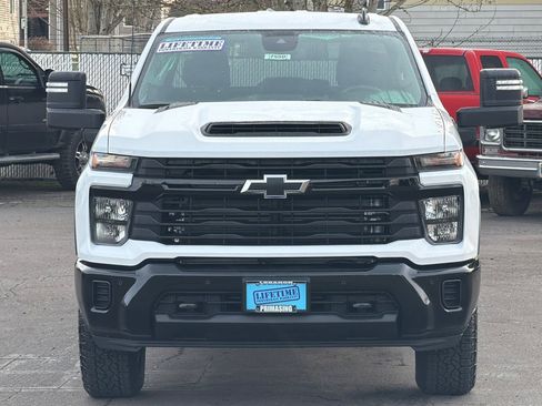 New 2026 Chevrolet Silverado 2500 Custom w/ Custom Value Package image 6