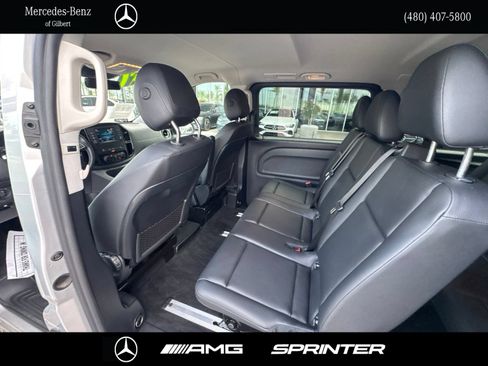 Used 2023 Mercedes-Benz Metris Passenger image 11