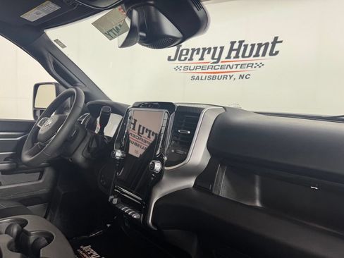Used 2026 RAM 2500 Big Horn AWD/4WD image 30