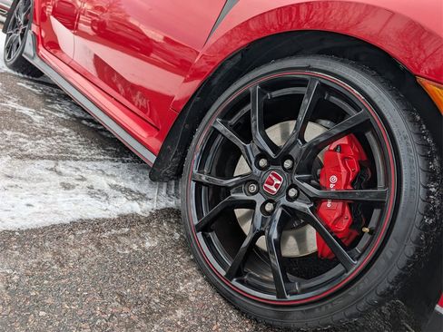 Used 2021 Honda Civic Type R image 9