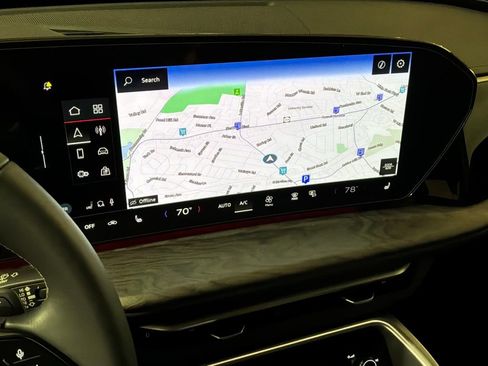 Used 2025 Audi Q5 Premium Plus w/ Premium Plus image 3