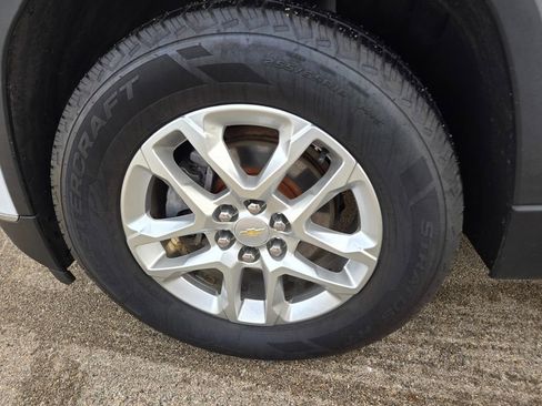 Used 2019 Chevrolet Traverse LT image 45
