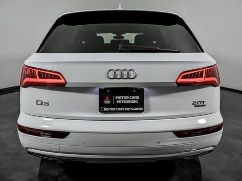 Used 2018 Audi Q5 2.0T Premium Plus w/ Premium Plus Package AWD/4WD image 8