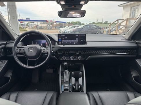 Used 2023 Honda Accord EX-L image 8