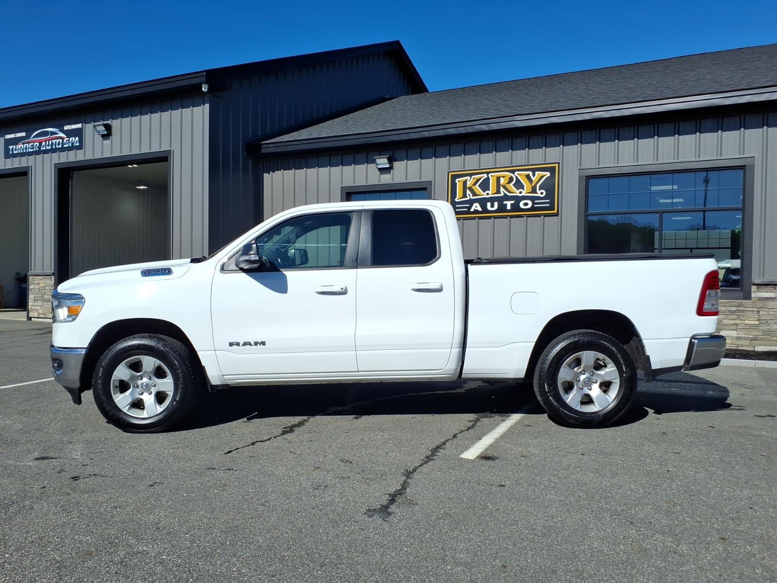 Used 2021 RAM 1500 Big Horn AWD/4WD image 4