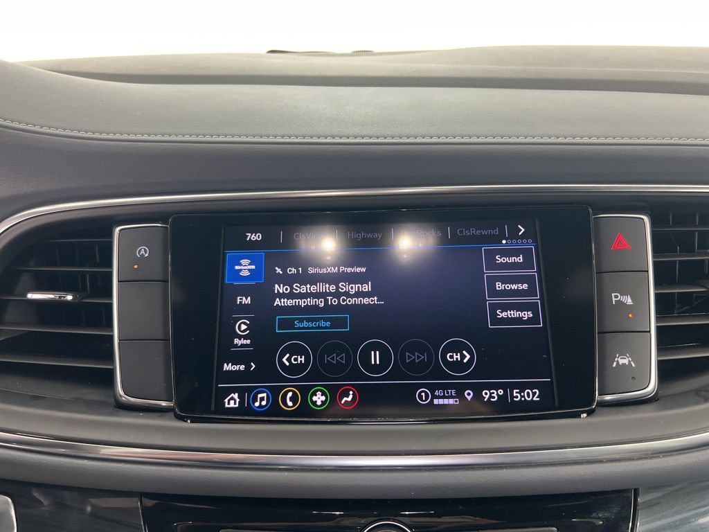 Used 2024 Buick Enclave Essence w/ Technology Package FWD image 13