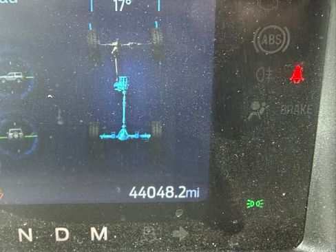 Used 2023 Ford Bronco Wildtrak AWD/4WD image 12