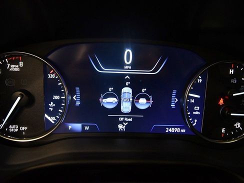 Used 2023 Buick Enclave Avenir image 23