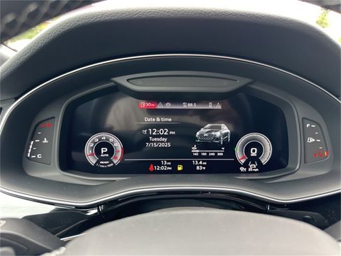 New 2025 Audi Q8 Premium Plus image 23