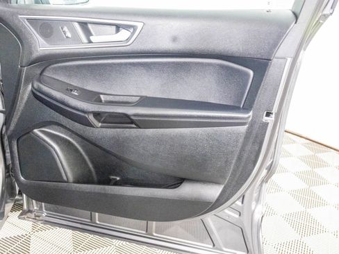 Used 2023 Ford Edge SEL image 37