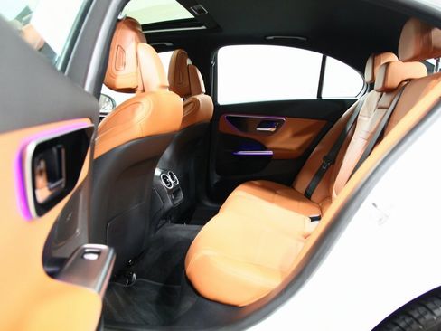 Used 2023 Mercedes-Benz C 300 Sedan image 28