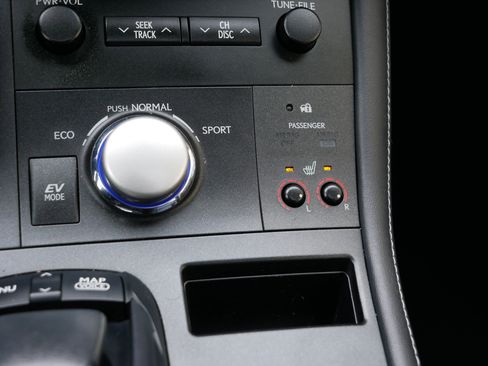 Used 2012 Lexus CT 200h Premium image 28