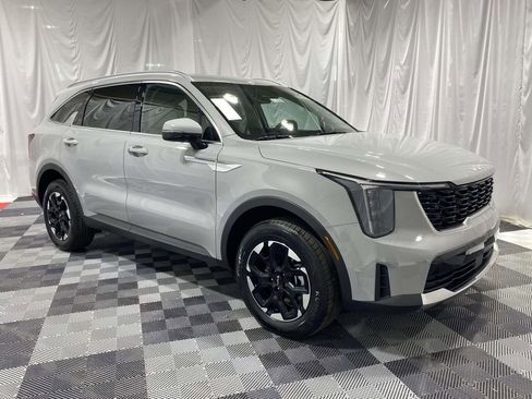 New 2026 Kia Sorento S AWD/4WD image 5