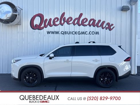 Used 2024 Toyota Grand Highlander Limited image 1