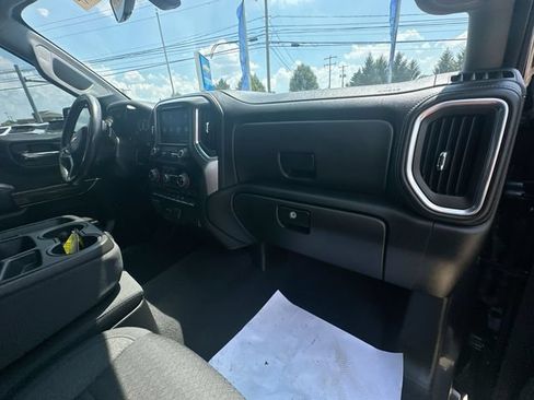 Used 2022 Chevrolet Silverado 1500 LT w/ Bed Protection Package AWD/4WD image 32