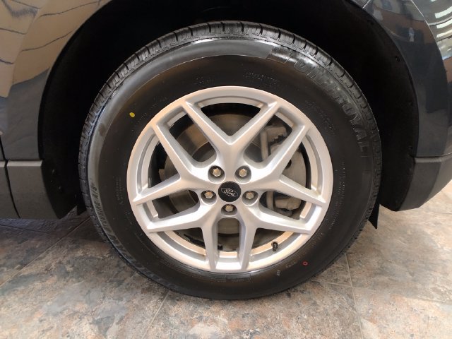 Certified 2024 Ford Edge SEL AWD/4WD image 9