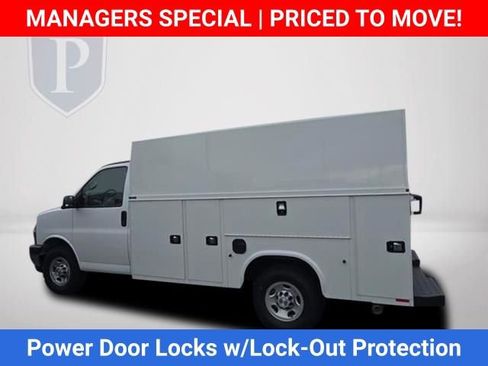 New 2025 Chevrolet Express 3500 w/ Power Convenience Package RWD image 10