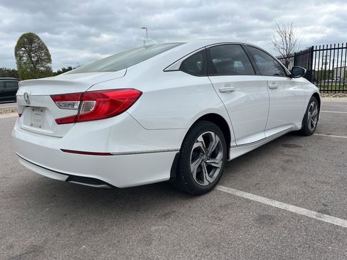 Used 2020 Honda Accord EX image 4