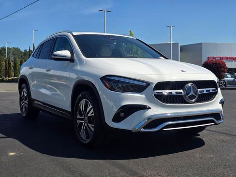 Used 2026 Mercedes-Benz GLA 250 4MATIC image 8