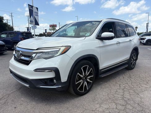 Used 2019 Honda Pilot Touring image 9