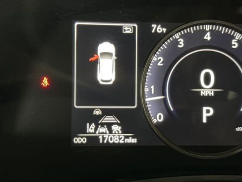 Certified 2025 Lexus NX 250 FWD w/ Accessory Package (2T) image 21