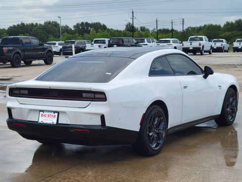 New 2025 Dodge Charger R/T w/ Quick Order Package 25M R/T image 5