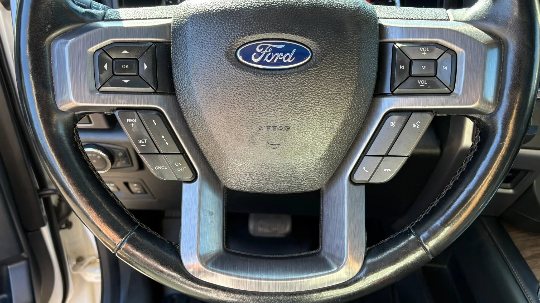 Used 2018 Ford Expedition Platinum AWD/4WD image 18