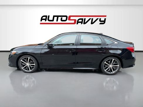 Used 2024 Honda Civic Touring image 4