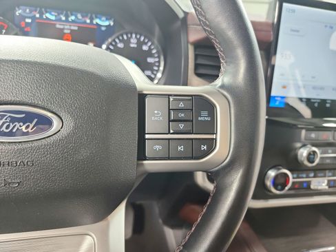 Used 2024 Ford Expedition Max Limited RWD image 26