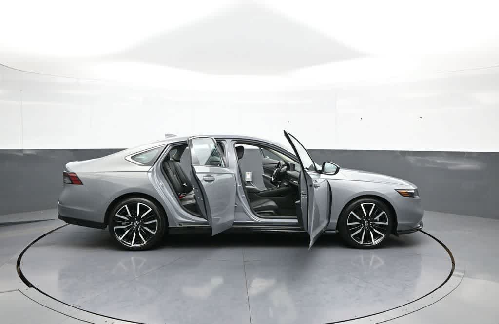 Used 2023 Honda Accord Touring image 53