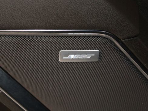 Used 2023 GMC Sierra 1500 SLT image 44