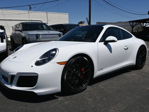 Used 2018 Porsche 911 GT3 RS image 2