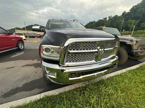 Used 2015 RAM 2500 Laramie w/ Convenience Group AWD/4WD image 8