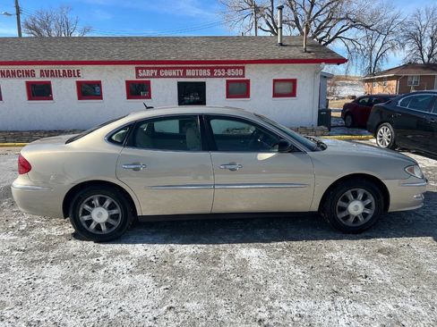 Used 2008 Buick LaCrosse CX image 2