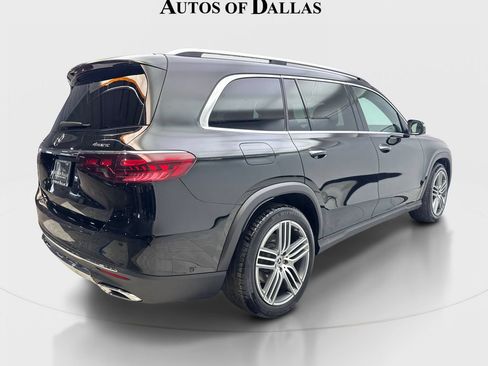 Used 2025 Mercedes-Benz GLS 450 4MATIC image 6