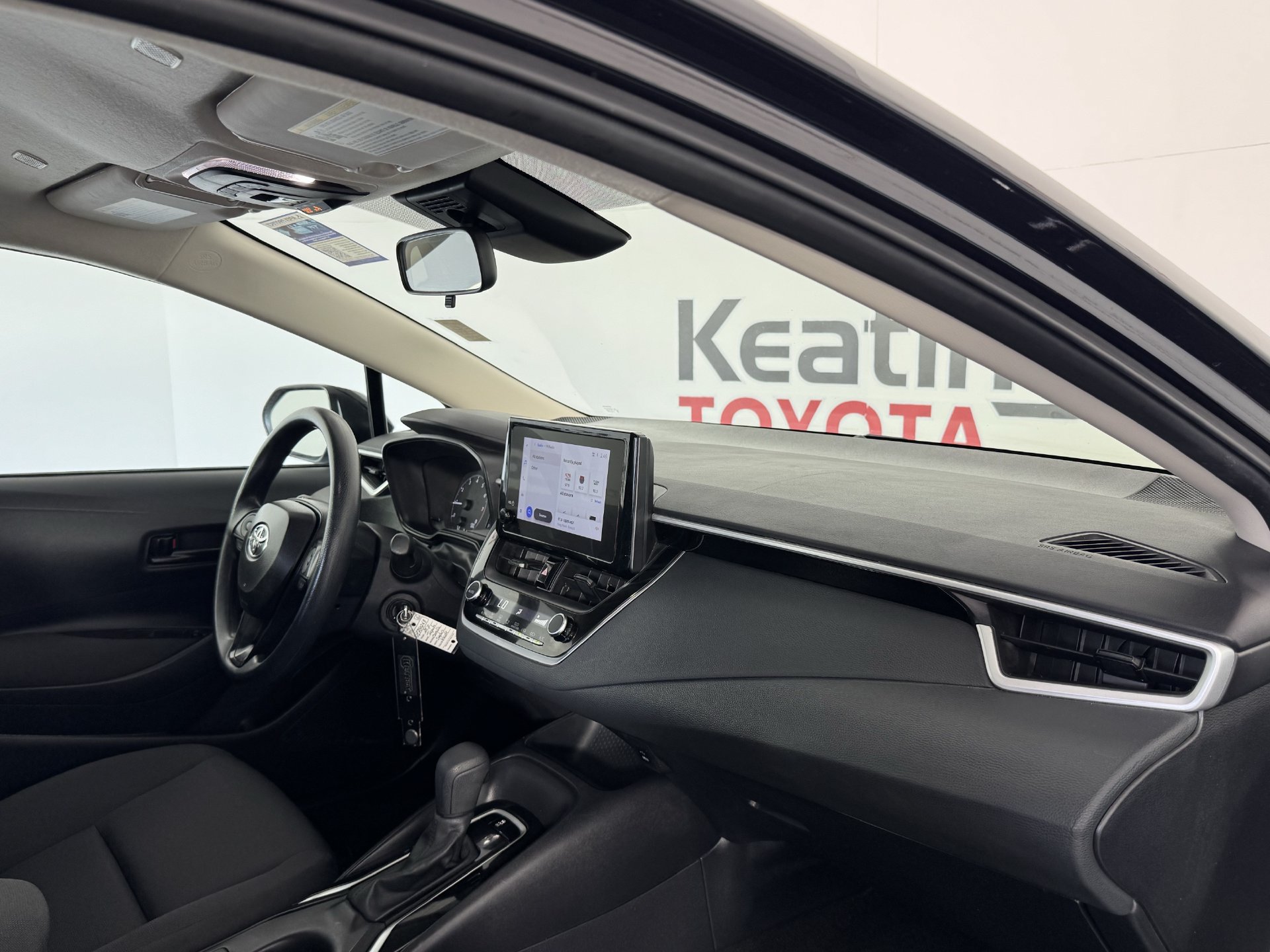 Certified 2025 Toyota Corolla LE FWD image 23