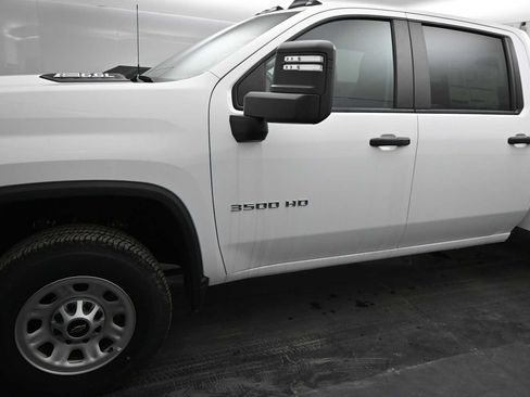 Used 2024 Chevrolet Silverado 3500 W/T w/ WT Convenience Package AWD/4WD image 2