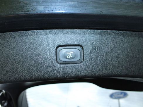 Used 2024 Ford Edge ST w/ Equipment Group 401A AWD/4WD image 12